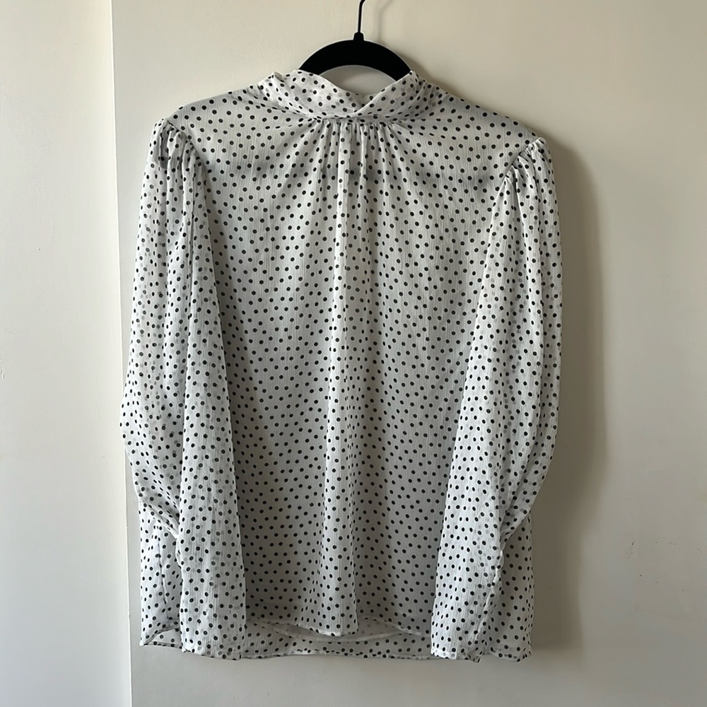 Express High collar blouse